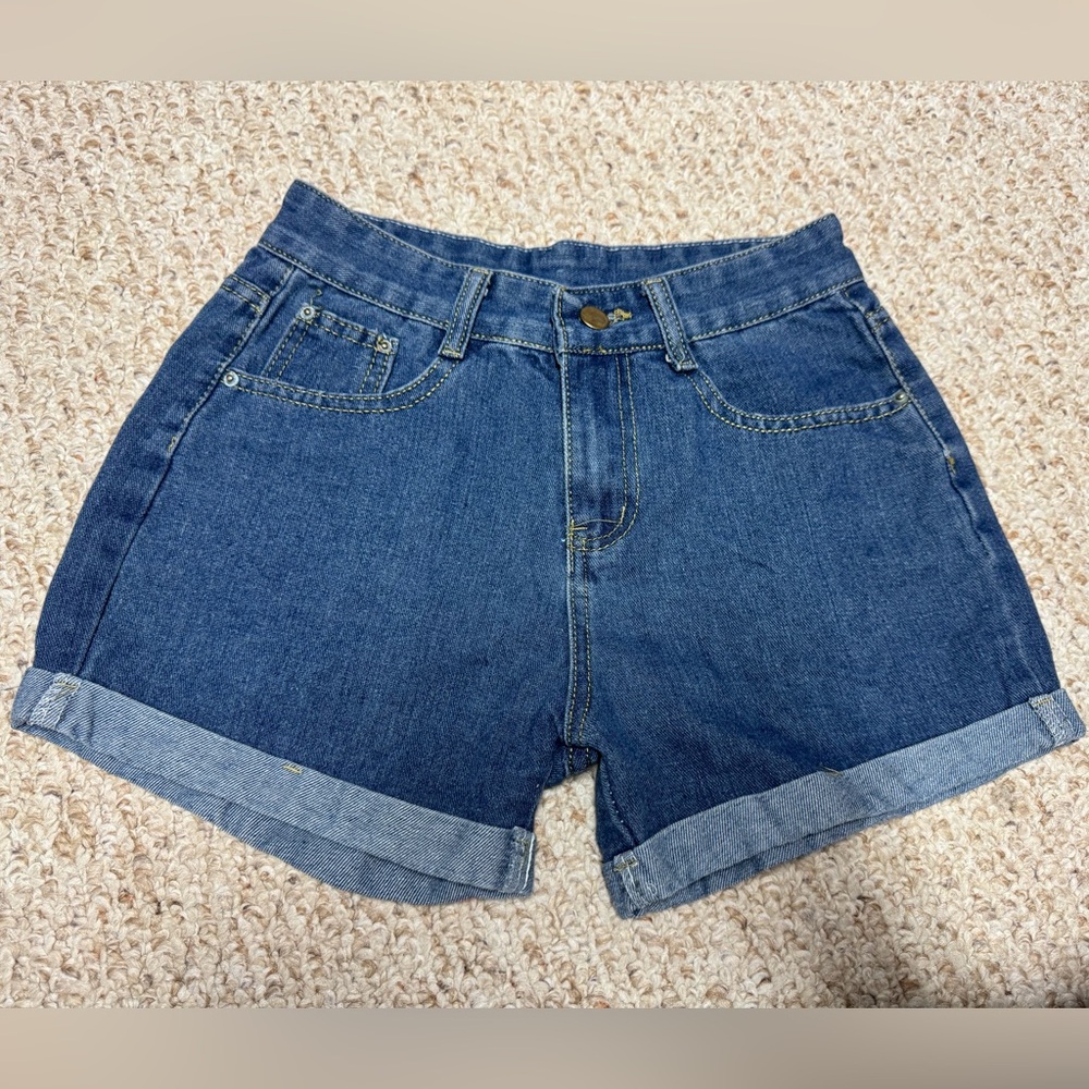 Blue Jean Shorts with High-Waisted Relaxed Fit size small